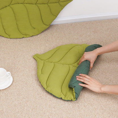 Leaf Shaped Pet Mat