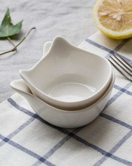 Japanese Style Porcelain Cat-Shaped Miniature Serving Bowl