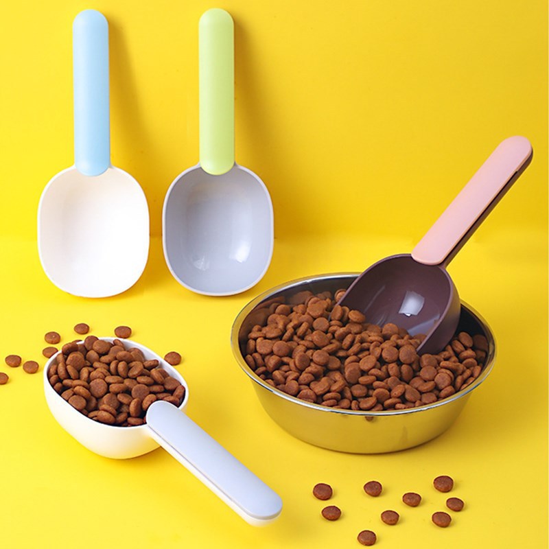 Multifunctional Pet Food Scoop with Sealing Clip