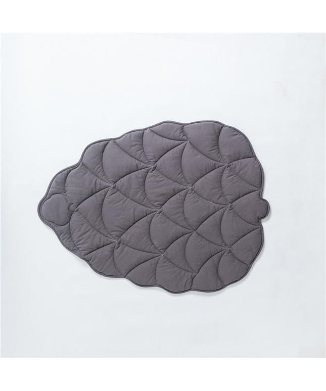Cotton Quilted Leaf Pet Mat