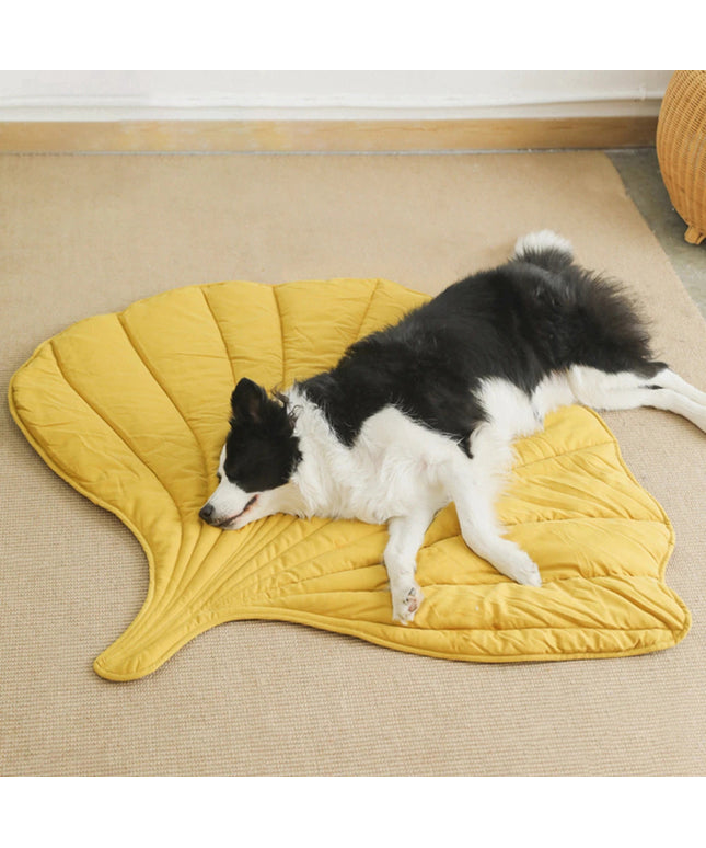 Cotton Quilted Leaf Pet Mat